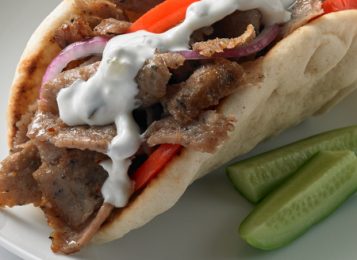 Kronos Signs Deal To Become The “OFFICIAL GYROS” Of Chicago's United Center
